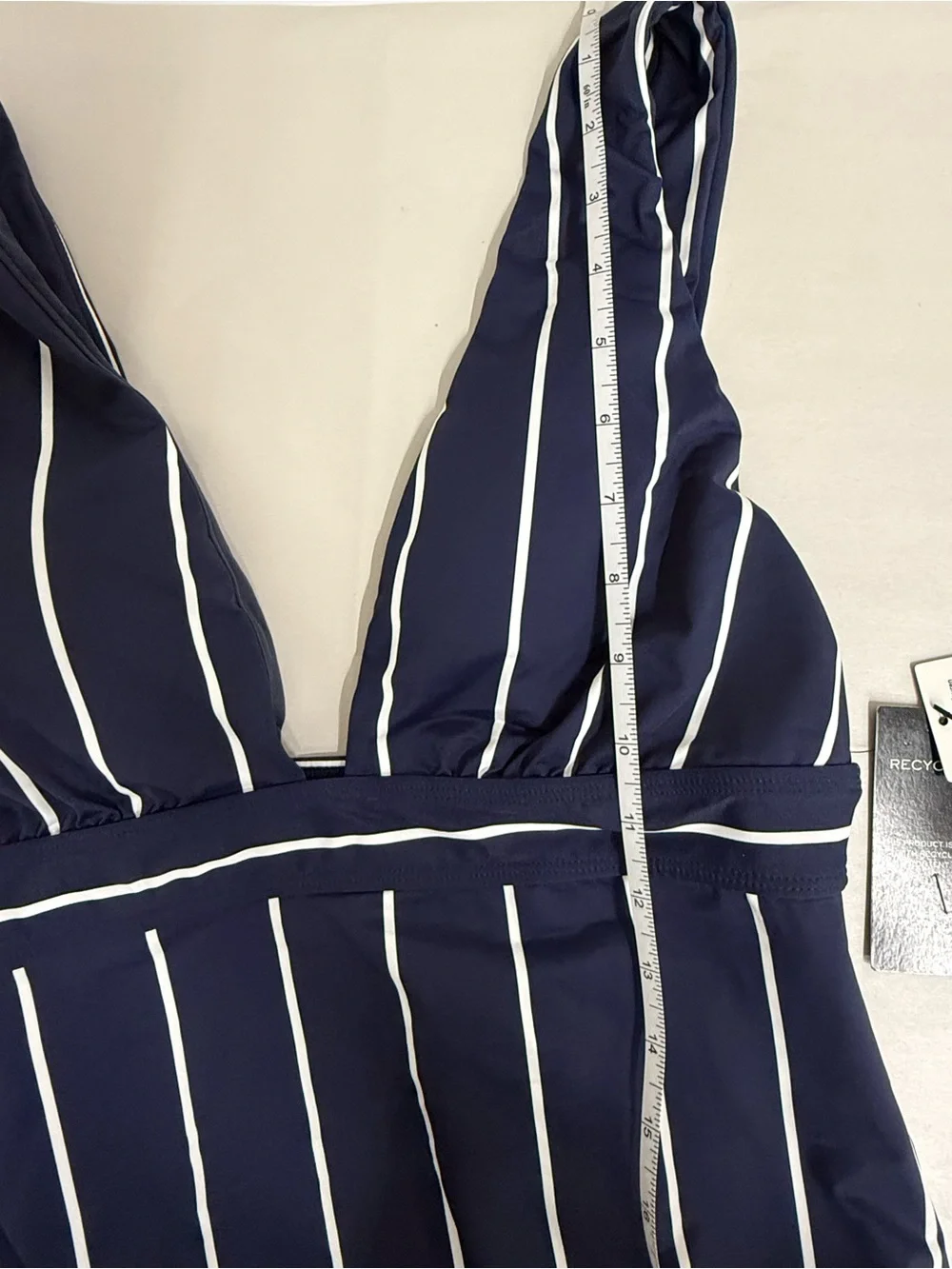 Lauren Ralph Lauren Women's Striped V-Neck One-Piece Swimsuit/Navy. US 10. R9B